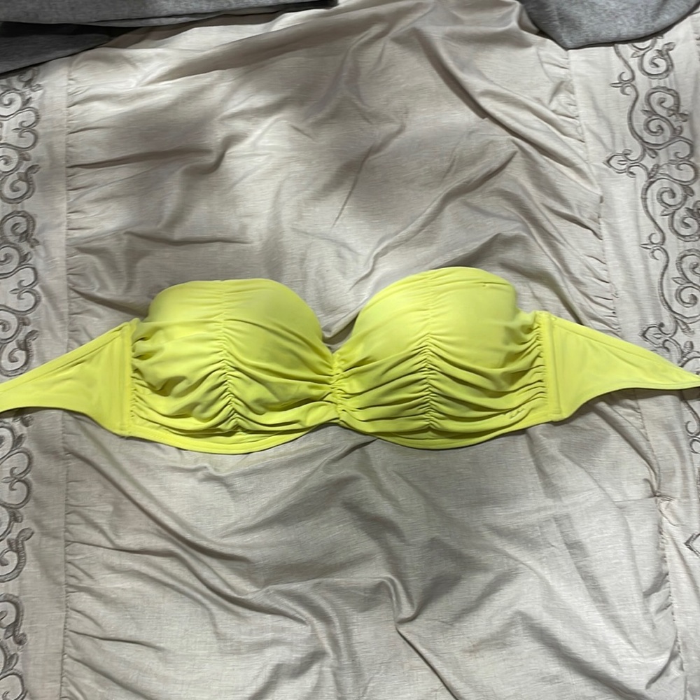 Bright yellow bikini top. Billabong!
